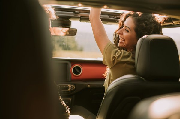 Où découvrir les meilleures routes pour un road trip à moto dans les Alpes suisses : itinéraires et précautions ?